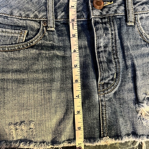 American Eagle Women’s Denim Mini Skirt - Picture 6 of 7